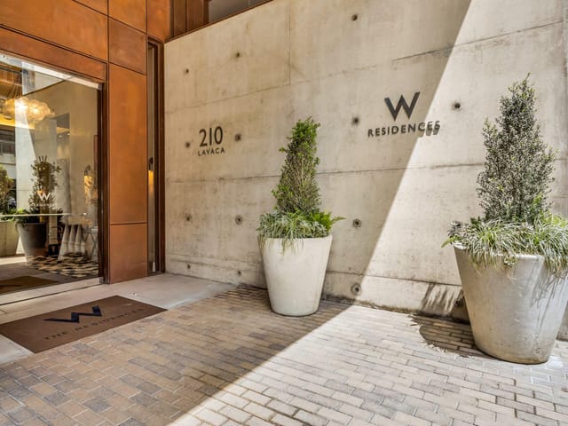 210 Lavaca St Unit #2308