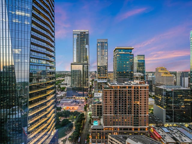 210 Lavaca St Unit #3108