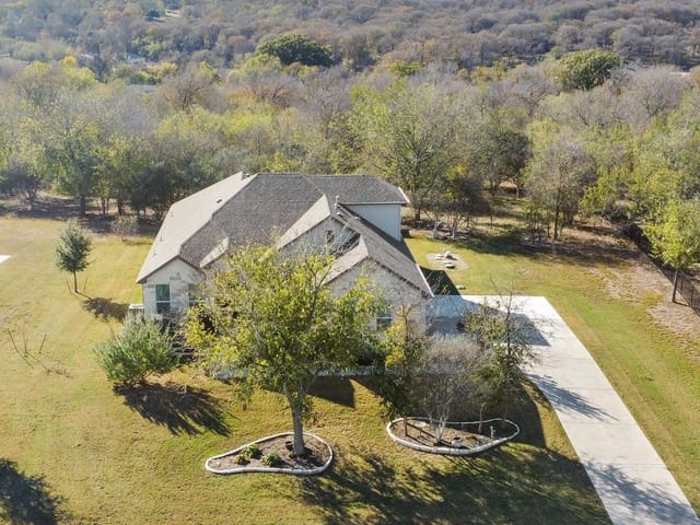 210 Raptor Beak Way