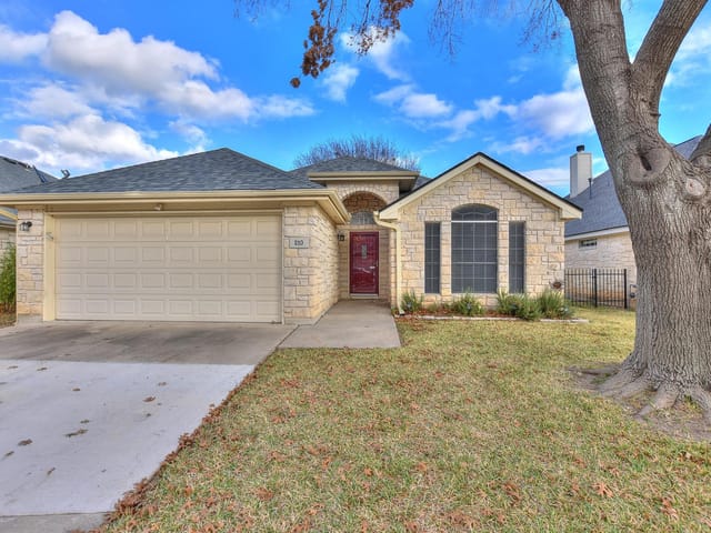 210 Village Dr