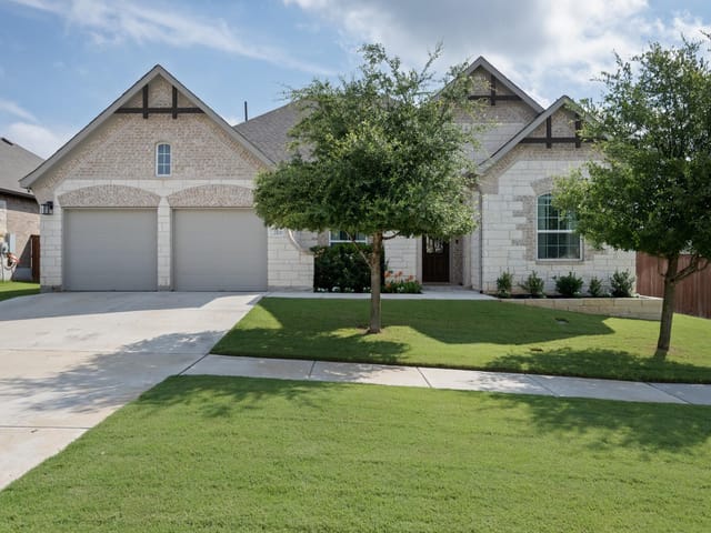 2100 Highland Ridge RD