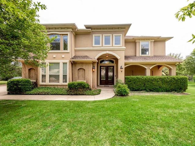 2101 Deleon Ct
