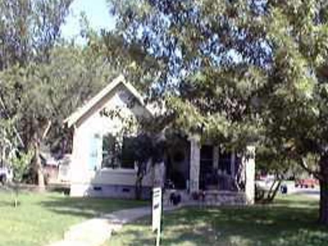 2101 NEWFIELD LN