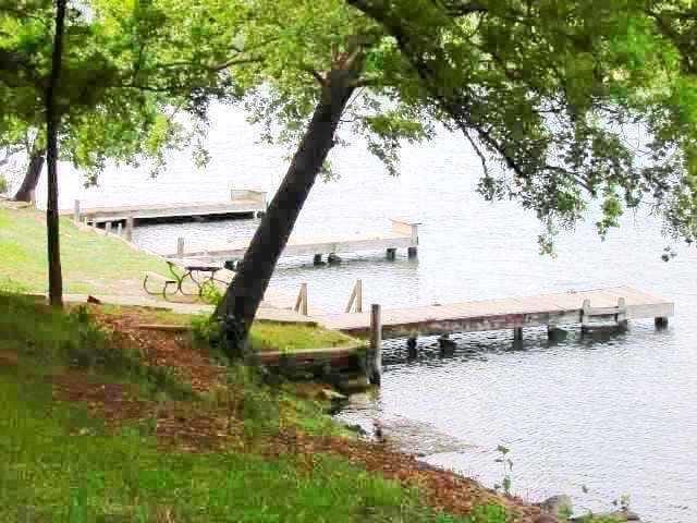 2101 Red Fox RD