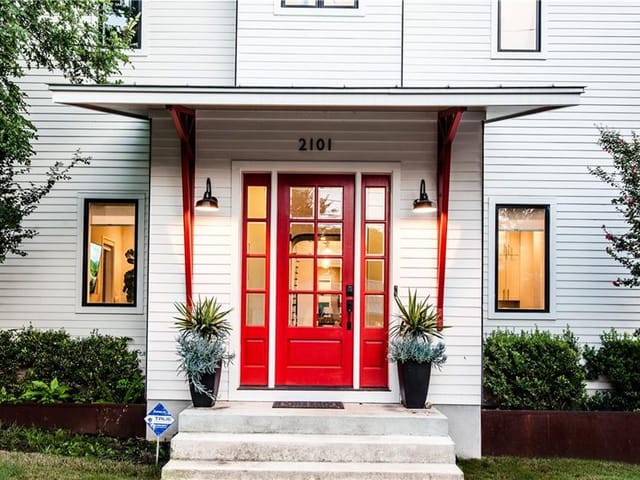 2101 SL Davis Ave