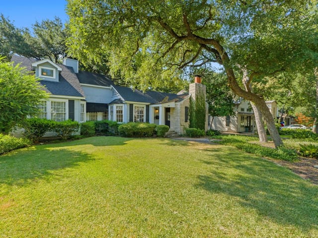 2101 Stamford LN