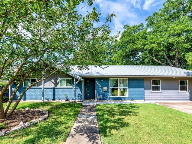 2101 Wooten Dr