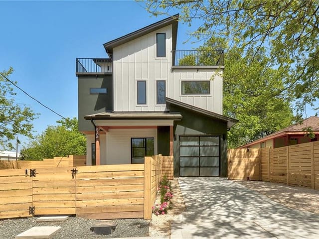 2102 East 21 St Unit #1