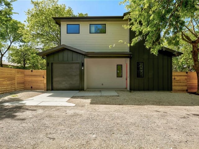 2102 East 21 St Unit #2