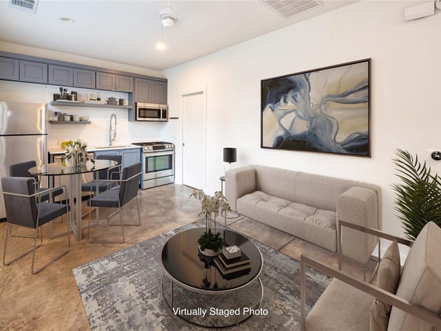 2102 Haskell St Unit #B
