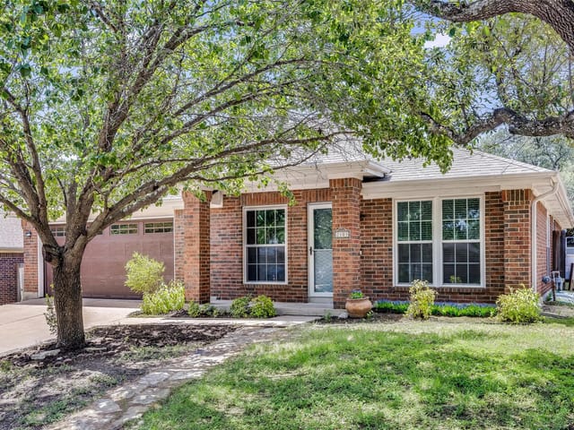 2103 Emmett Pkwy