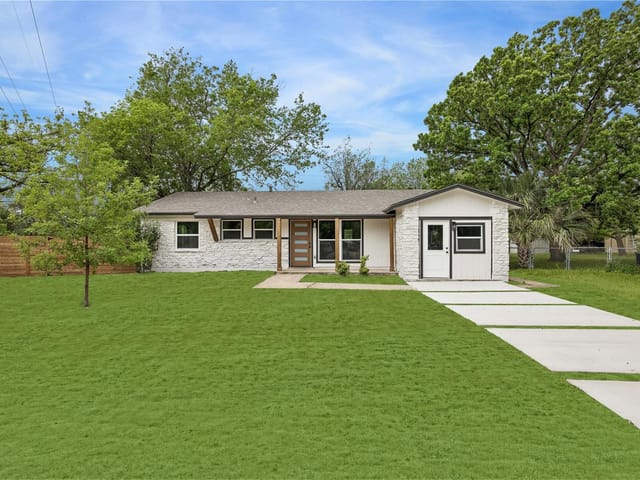 2103 Fordham Cv