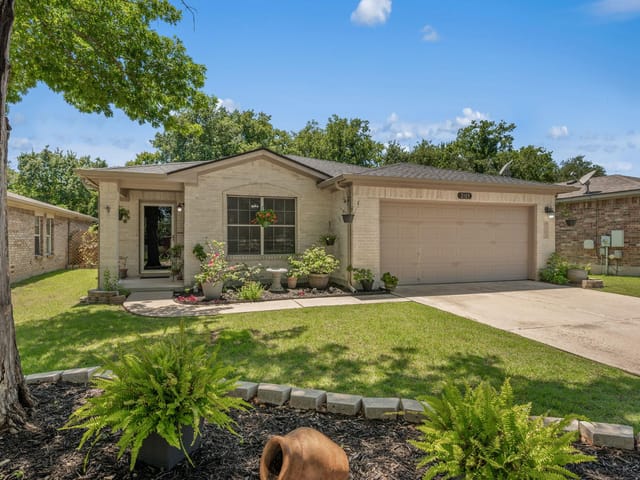 2103 Garrison DR