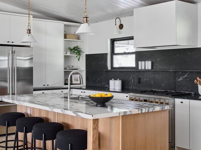 2103 Highgrove TER