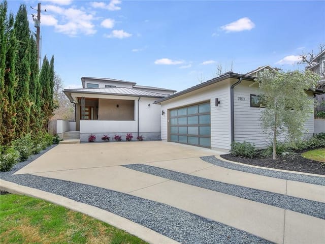 2103 Quarry RD