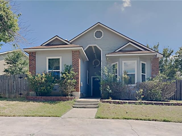 2104 Cervin Blvd