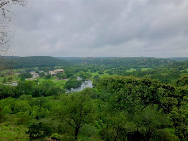 2104 Cypress Pt W
