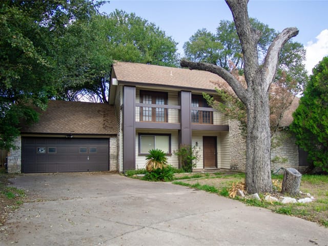 2104 Malvern Hill Dr