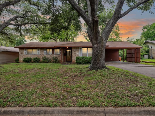 2105 Colgate Ln