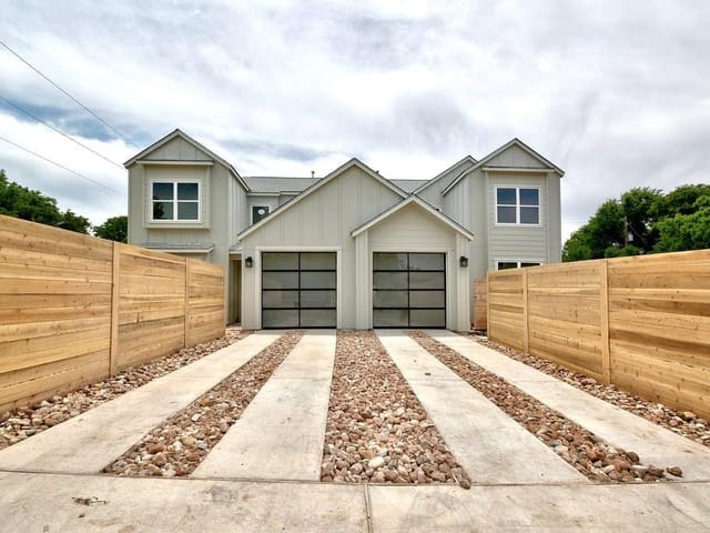2105 Donahue Ln Unit #B