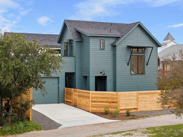 2105 SL Davis Ave Unit #2