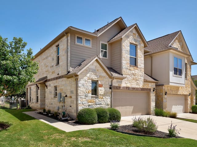 2105 Town Centre DR Unit #44