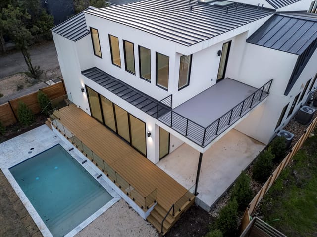 2107 Brackenridge St Unit #2