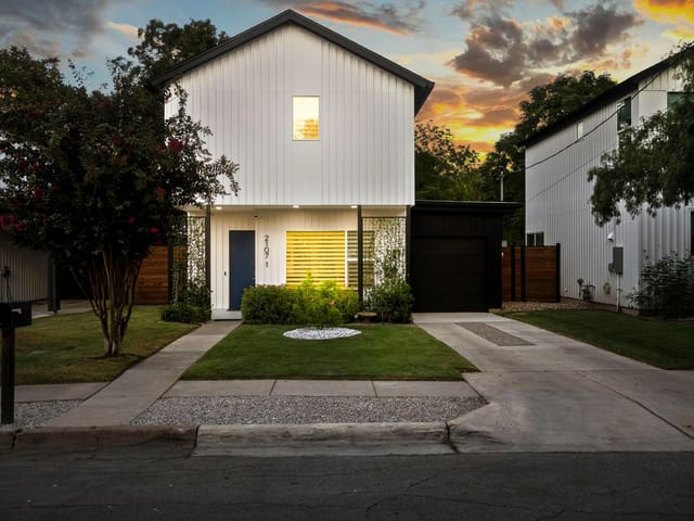 2107 Coleto St Unit #1