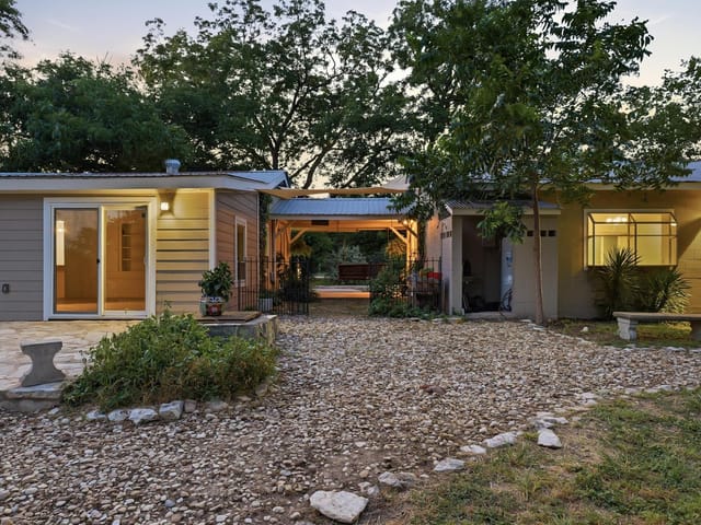 2108 River RD