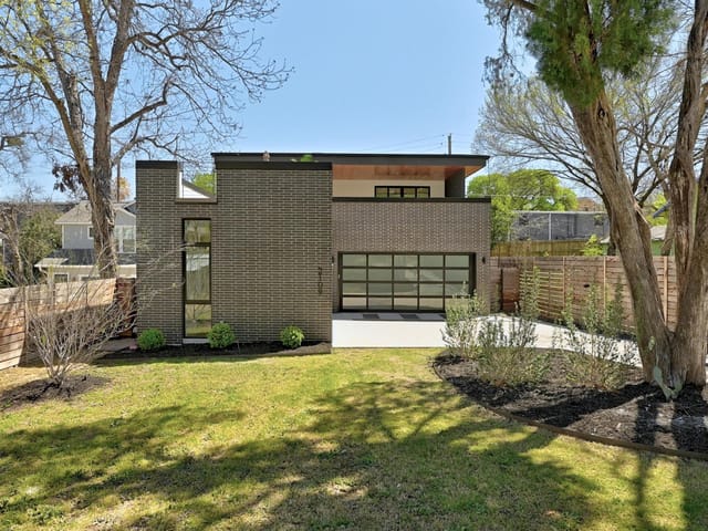 2109 Glendale Pl