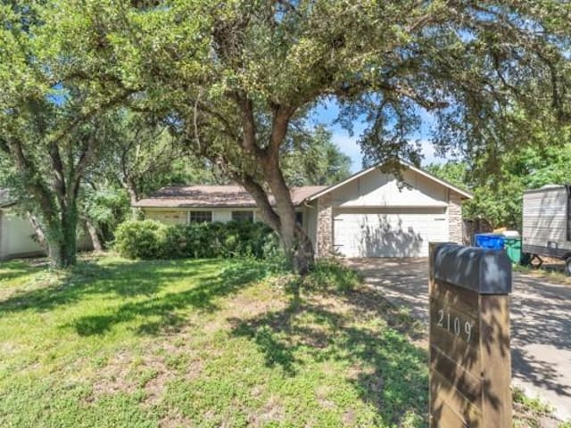 2109 N Cannes DR