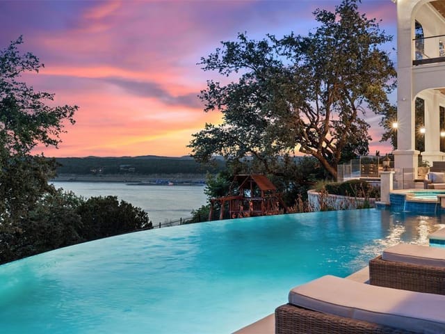 211 Bella Riva Dr