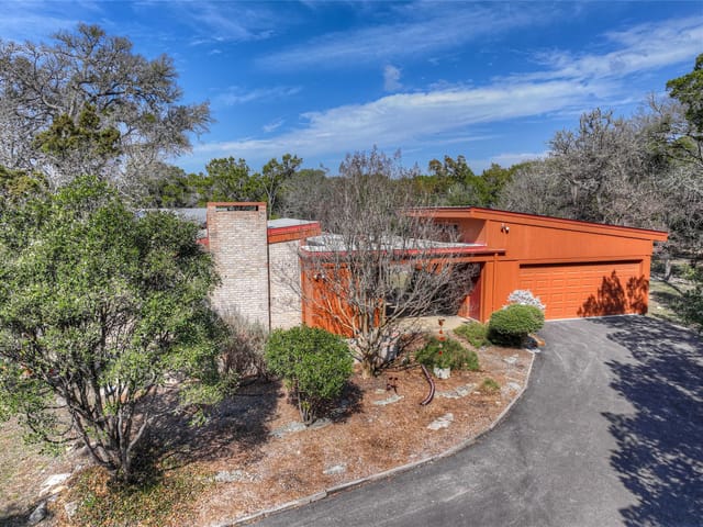 211 Bunnyrun Ln