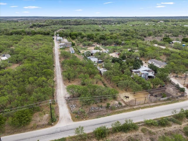 211 Caldwell Rd