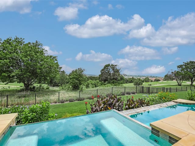 211 Jack Nicklaus DR