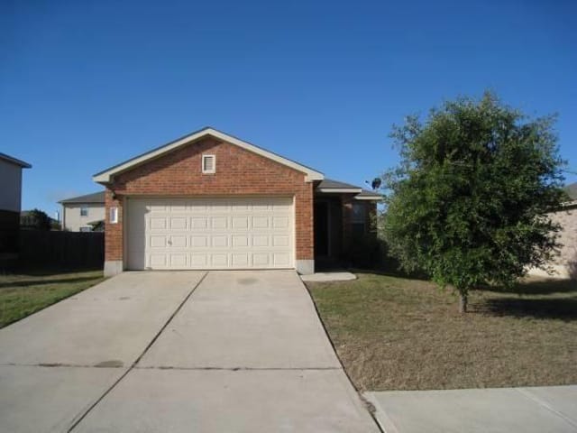 211 N Woodley RD