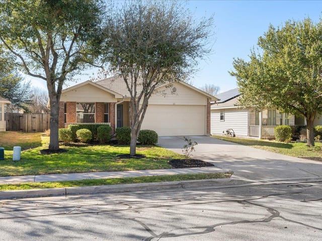 211 Tolcarne Dr