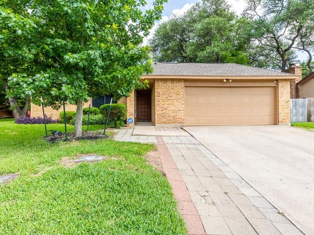 2110 Malvern Hill Dr