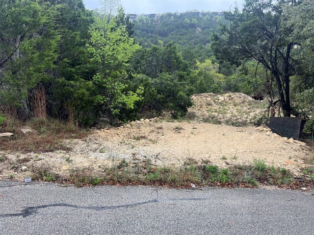 21104 Bluebonnet Cir