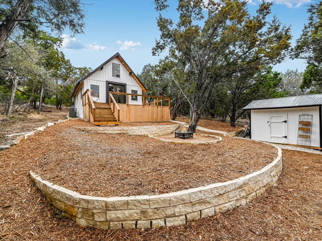 21112 Brewer LN