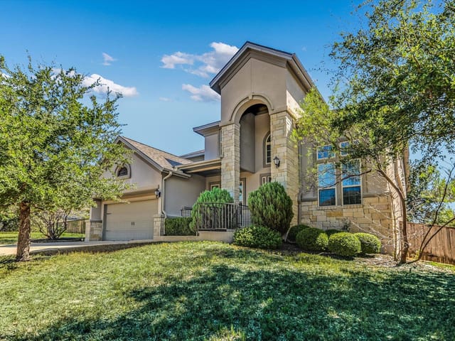 2112 Peoria DR