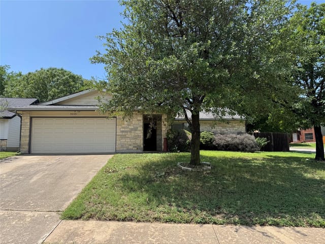 2112 Surrender Ave