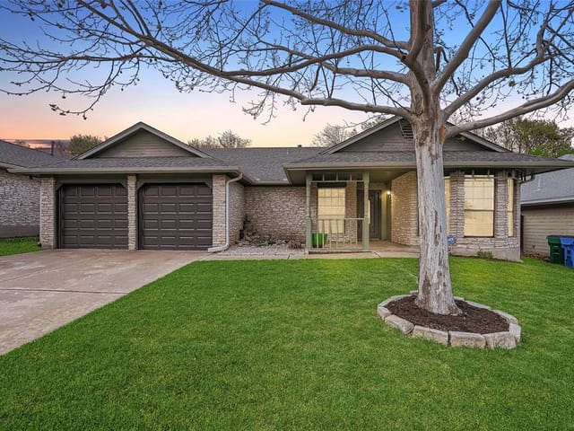 2112 Taylor Simonetti Ave