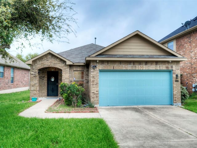 2113 Callingwood Dr