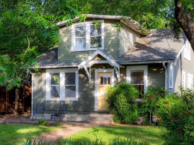 2114 Clifton ST
