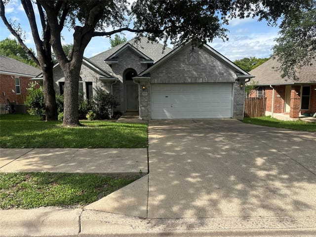 2114 Faldo Ln