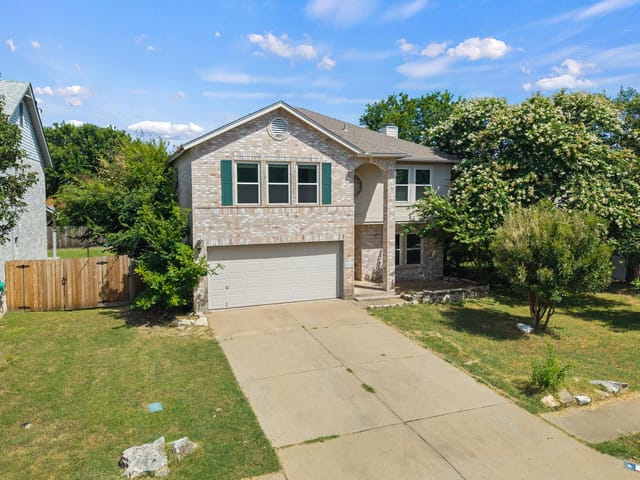 2114 Milan DR