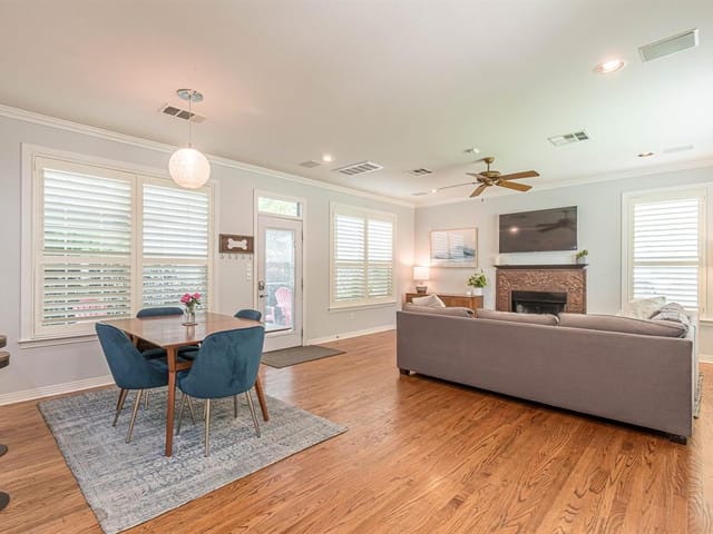 2115 Bluebonnet LN Unit #2A