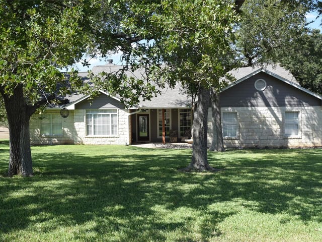 2116 County Road 403