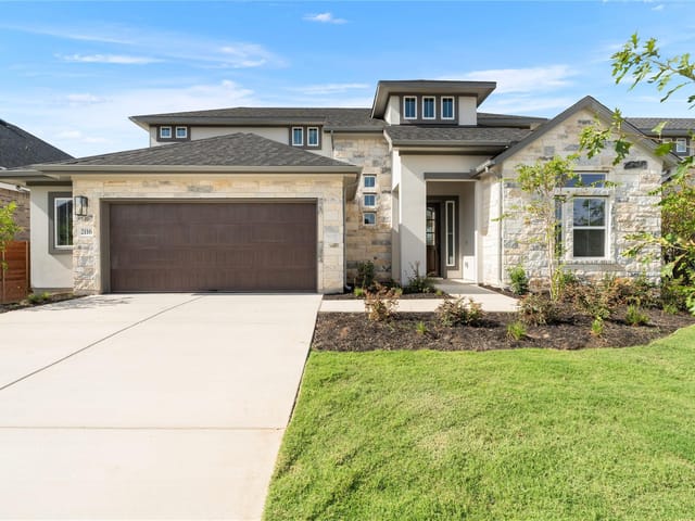 2116 Tobiano TRCE
